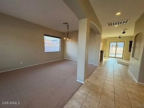 4 bed, 2.5 bath, 2507 sqft, $2,700 — Photo 4
