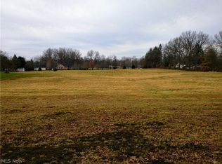 Babst Ave NW, Canal Fulton, OH 44614