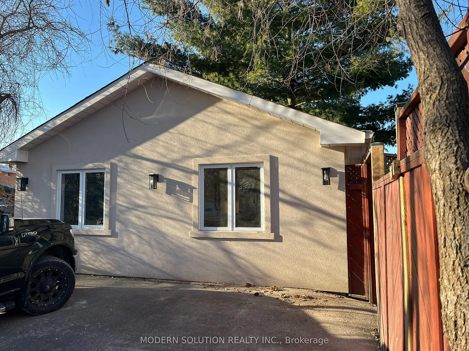 1 bed, $2,000 — Photo 2