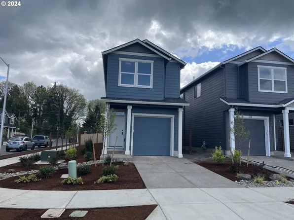 486 E London Way, Newberg, OR 97132