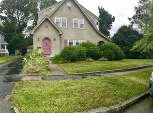 7 Bay State Rd, Worcester, MA 01606