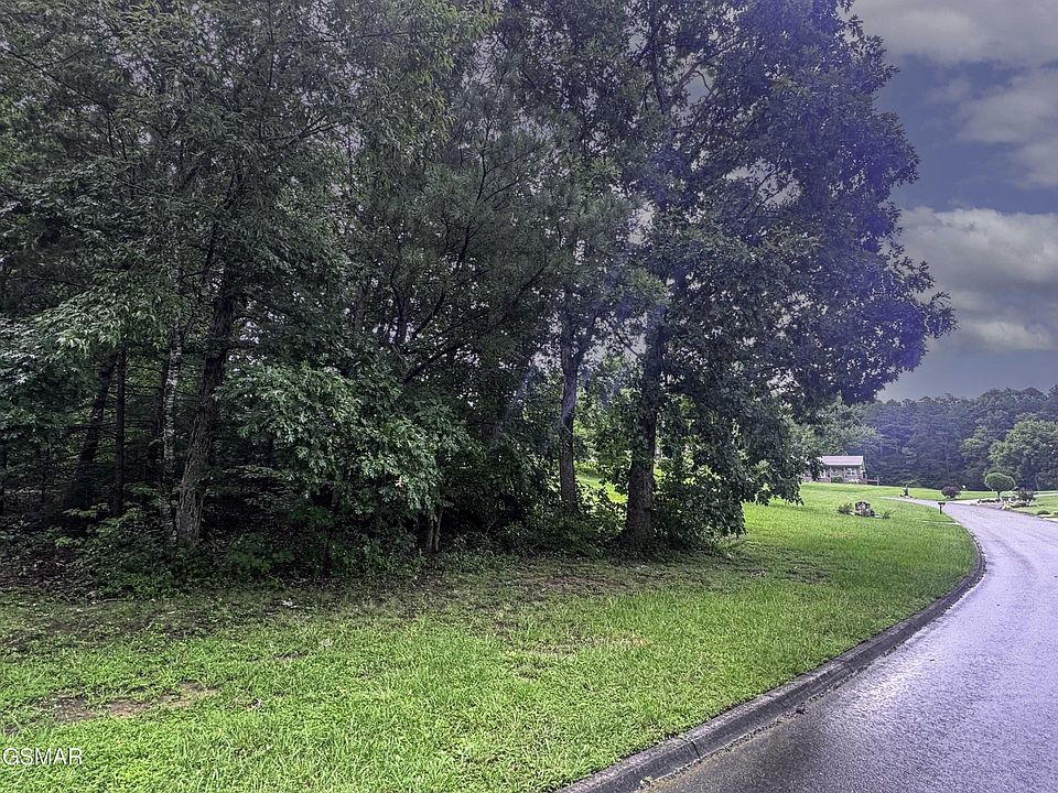 1st image of 14 Boxwood Ln Lot 14
