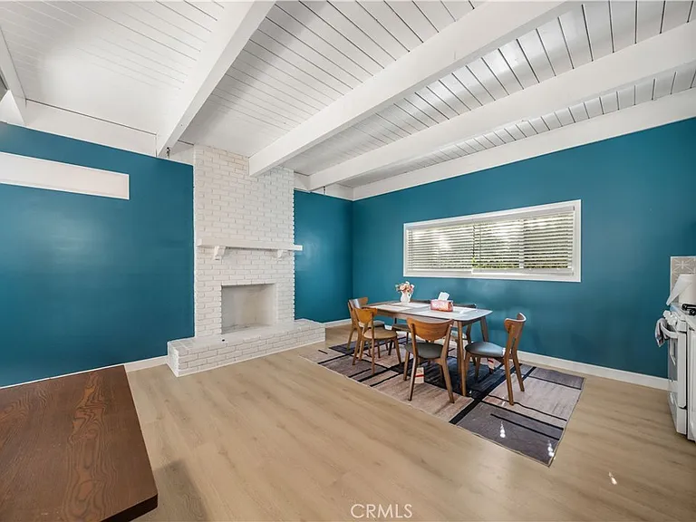 912 W Hill Ave — Photo 25