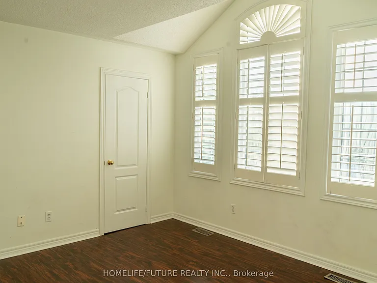 620 Madame St — Photo 26
