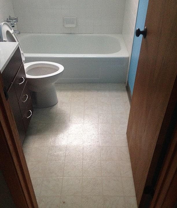 1st image of 109 Fairelm Ln