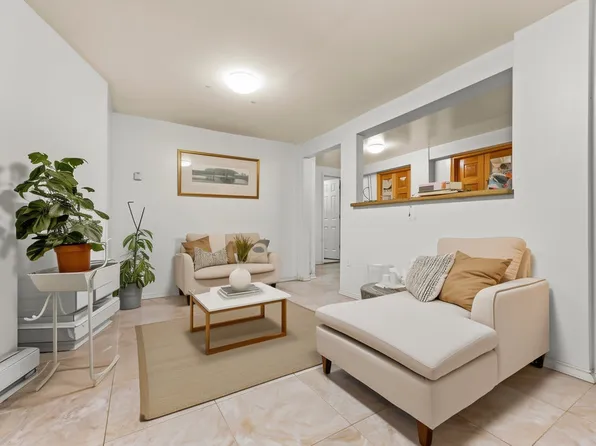 336 East 16th Street image 13 of 21