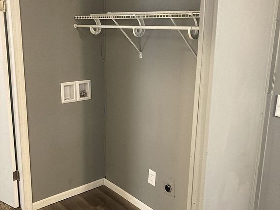 5th image of 530 Reynolds Dr #36