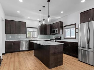 648 E Main St, Reedsburg, WI 53959