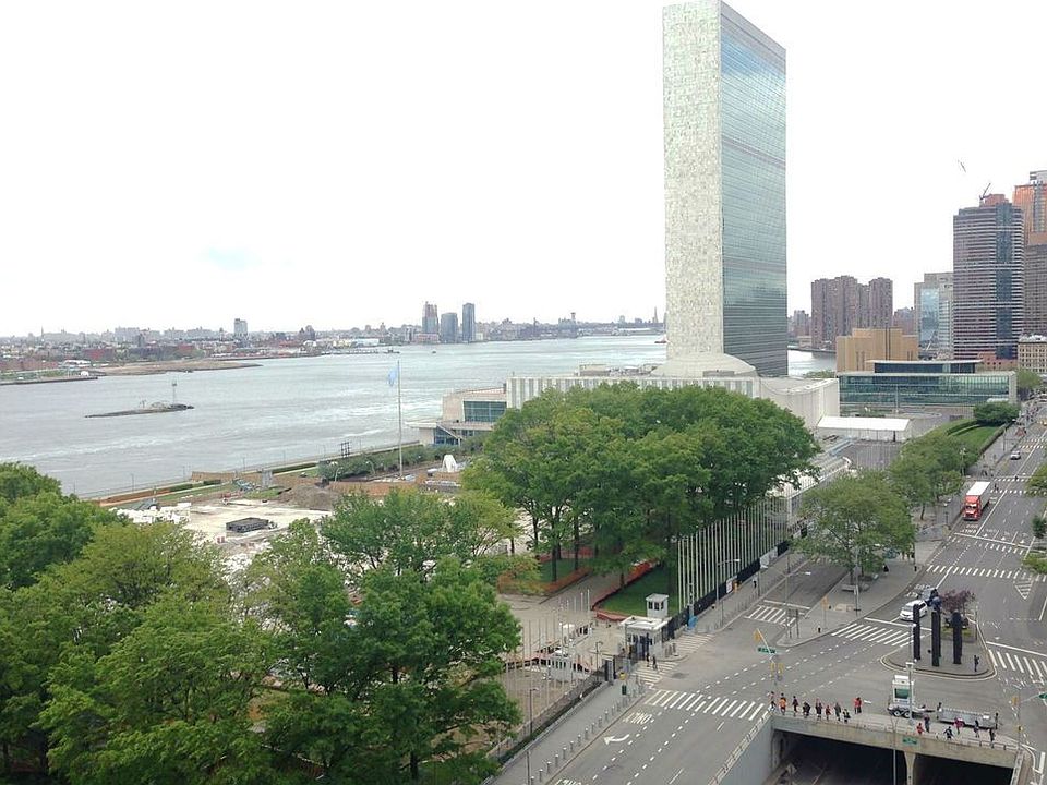 1st image of 865 Un Plz APT 15A