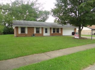 15 Bayberry Dr, Springboro, OH 45066