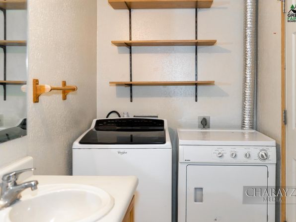 fairbanks-alaska-219807916 picture