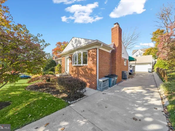 5009 Flanders Ave, Kensington, MD 20895