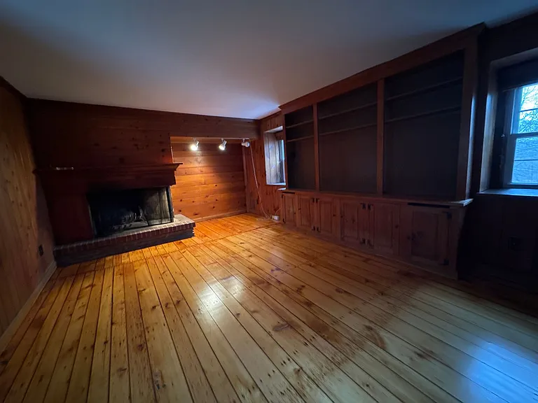 3686 Lower Saucon Rd — Photo 11