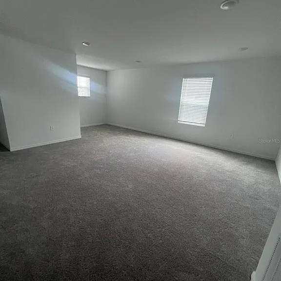 424 Wayland Dr — Photo 13