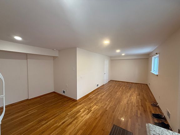 4th image of 56 McVeigh Ave Floor 1