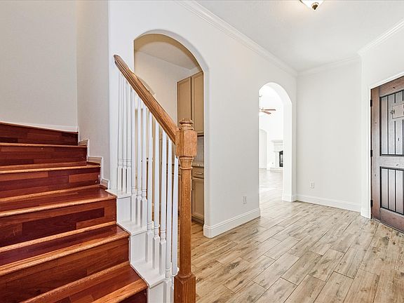 5th image of 13914 Hillingdale Ln