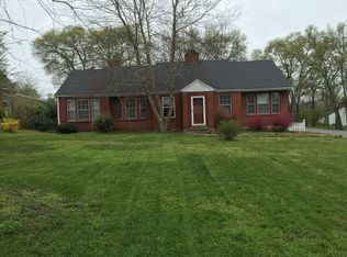 161 Hillcrest Dr, Gallatin, TN 37066