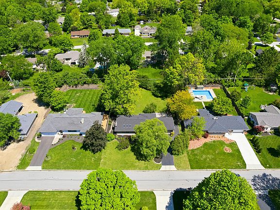 2nd image of 2690 Donna Dr