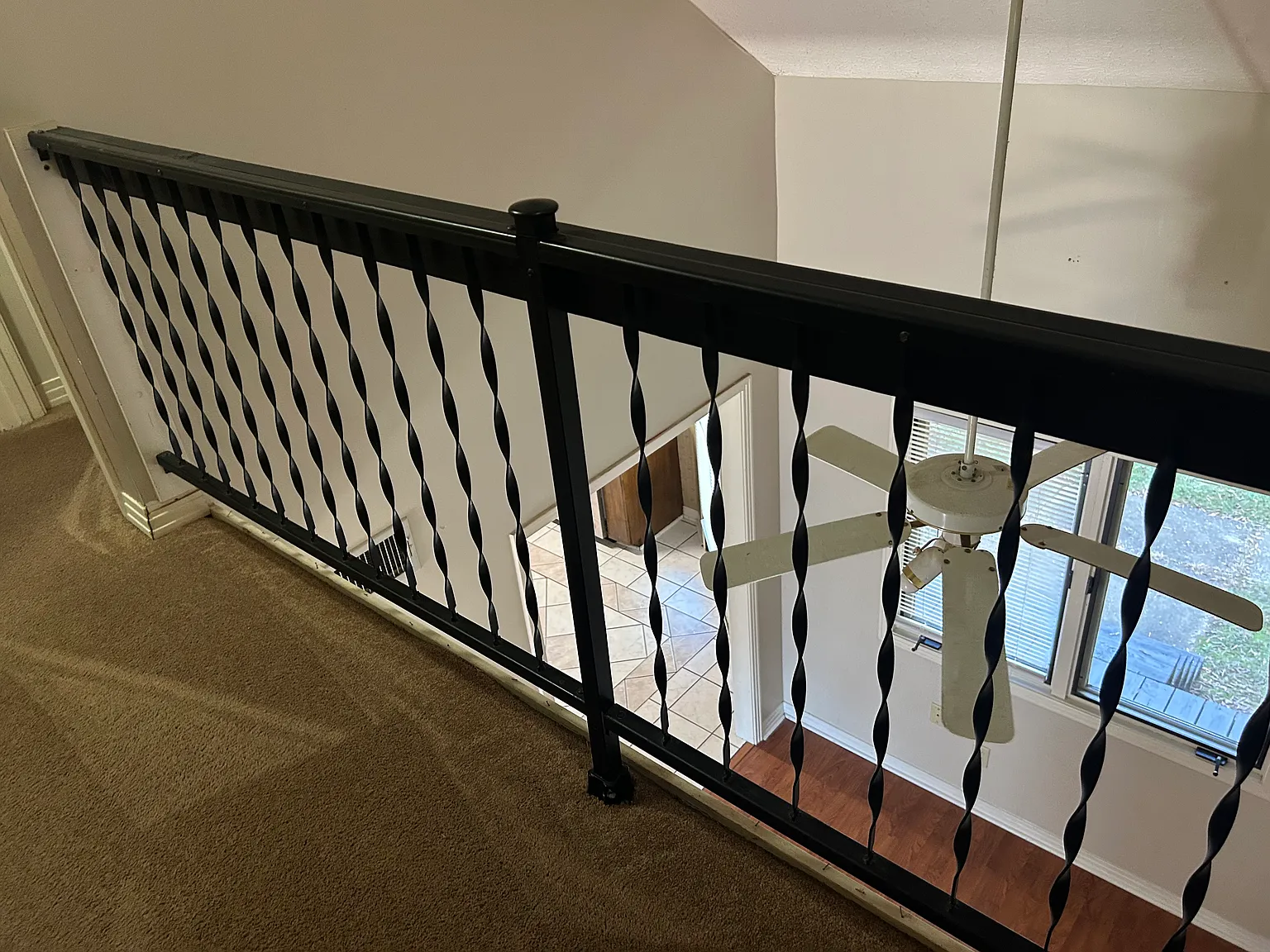 2 bed, 2.5 bath, 1300 sqft, $1,250 — Photo 4