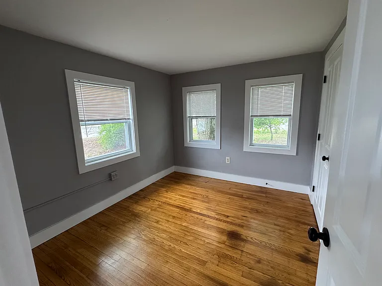 88 New Rochester Rd — Photo 19