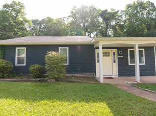 1643 Brown St, Winston Salem, NC 27105