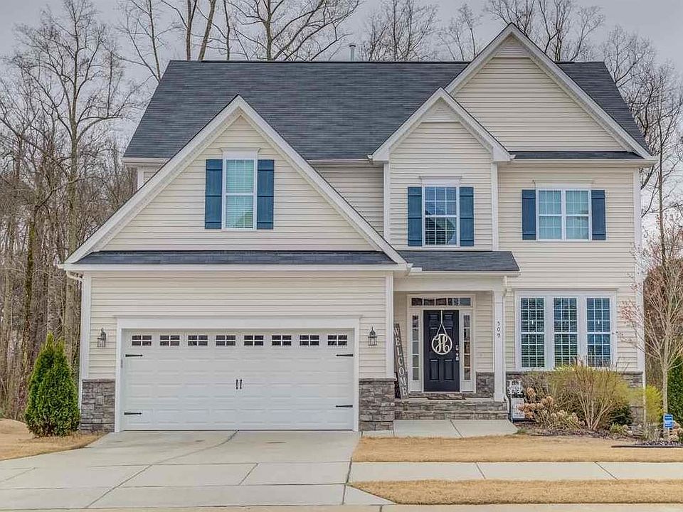 1st image of 509 Crimson Oak Ln