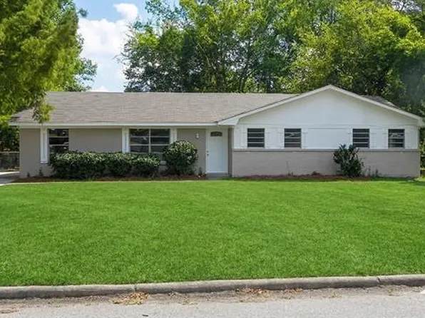 2724 Endicott Dr, Montgomery, AL 36116