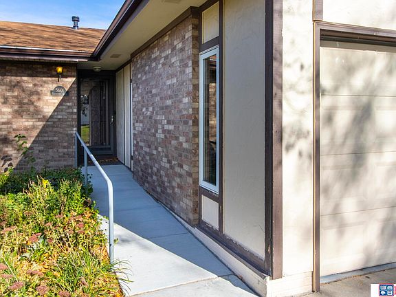 5th image of 5601 Guenevere Ln