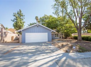 27368 Garza Dr, Santa Clarita, CA 91350