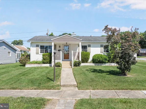 425 Crisfield Rd, Middle River, MD 21220