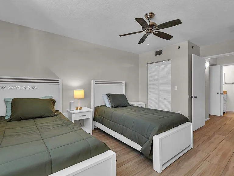 19555 E Country Club Dr #8405 — Photo 10
