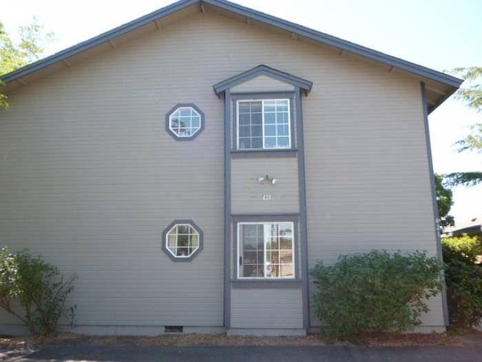 1st image of 421 C St APT 202