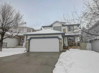 207 W Crystalridge Pl, Okotoks, AB T1S1T9