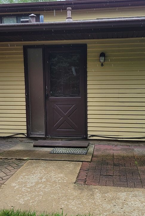 2nd image of 1570 Avati Ln APT B