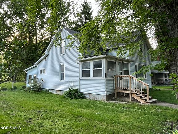 5th image of 713 East St