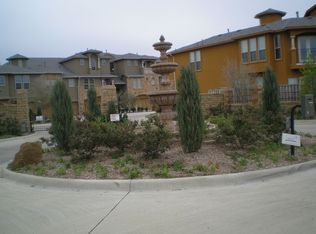 2645 Villa Di Lago UNIT 6, Grand Prairie, TX 75054