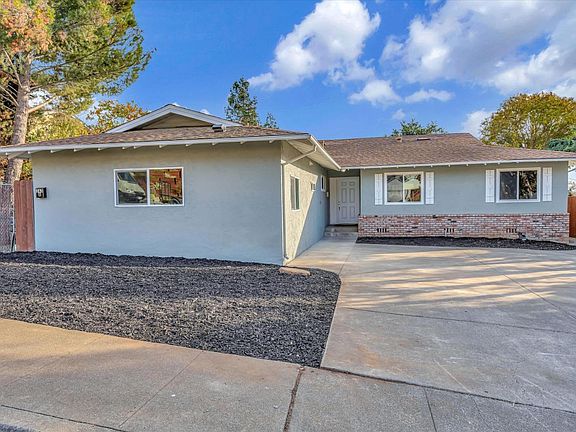 3rd image of 363 Springbrook Drive