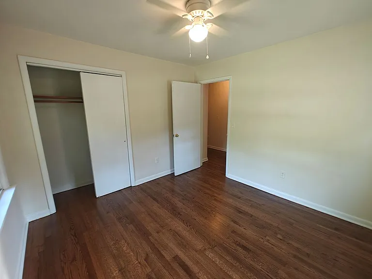 9511 Harris St — Photo 18