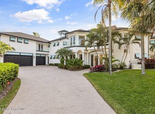 2 River Falls Dr, Cocoa Beach, FL 32931
