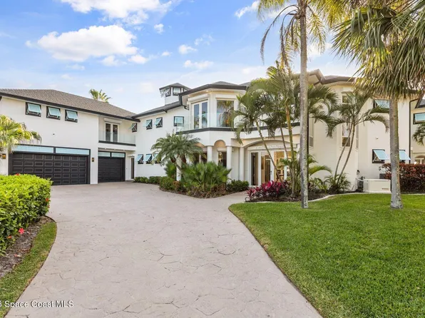 2 River Falls Dr, Cocoa Beach, FL 32931