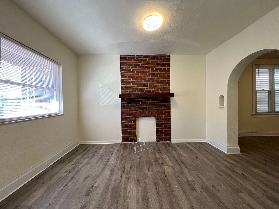 1st image of 2415 Salisbury St