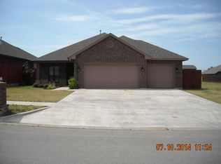 5704 NW Valor Ave, Lawton, OK 73505