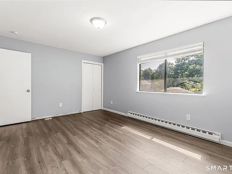 188 Moreland Ave — Photo 8