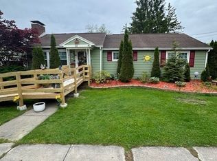 24 Camp St, Auburn, NY 13021