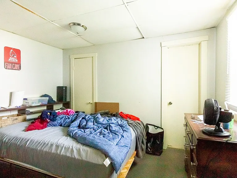 2100 N Ball Ave — Photo 13