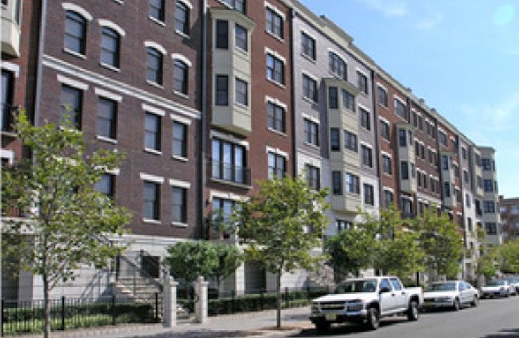 2nd image of 1200 Grand St APT 529