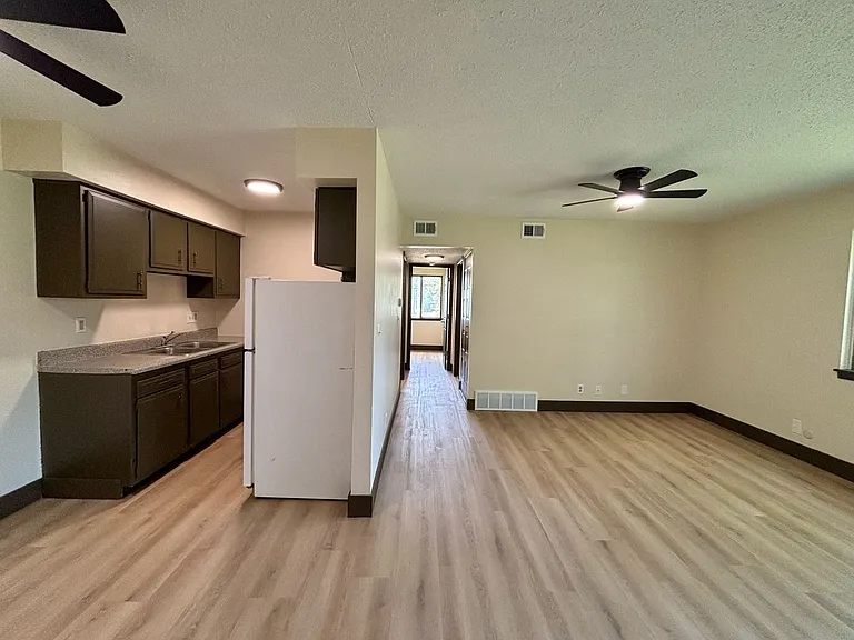 Breckenridge Davenport Apartments — Photo 109
