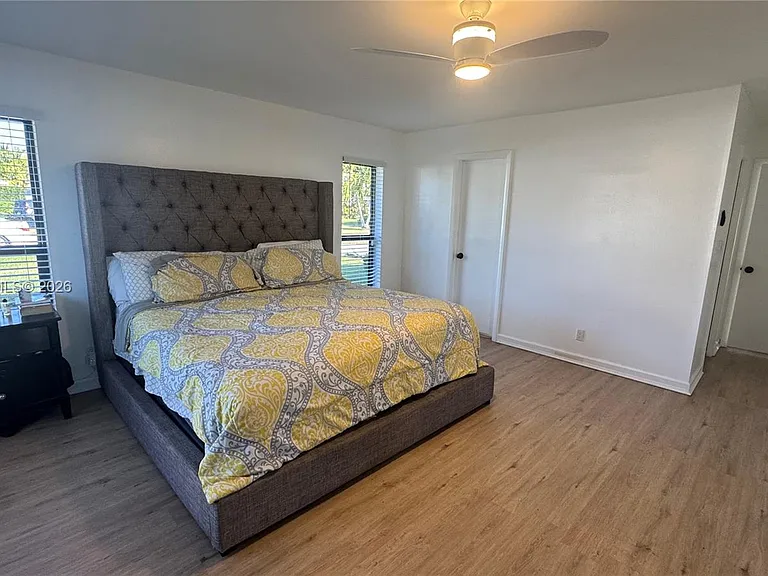 4905 Bayberry Ln — Photo 26