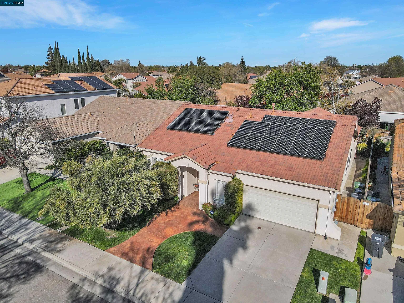 860 Marie Angela Dr photo 1