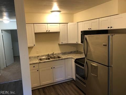 5th image of 524 Ashlawn Dr #2